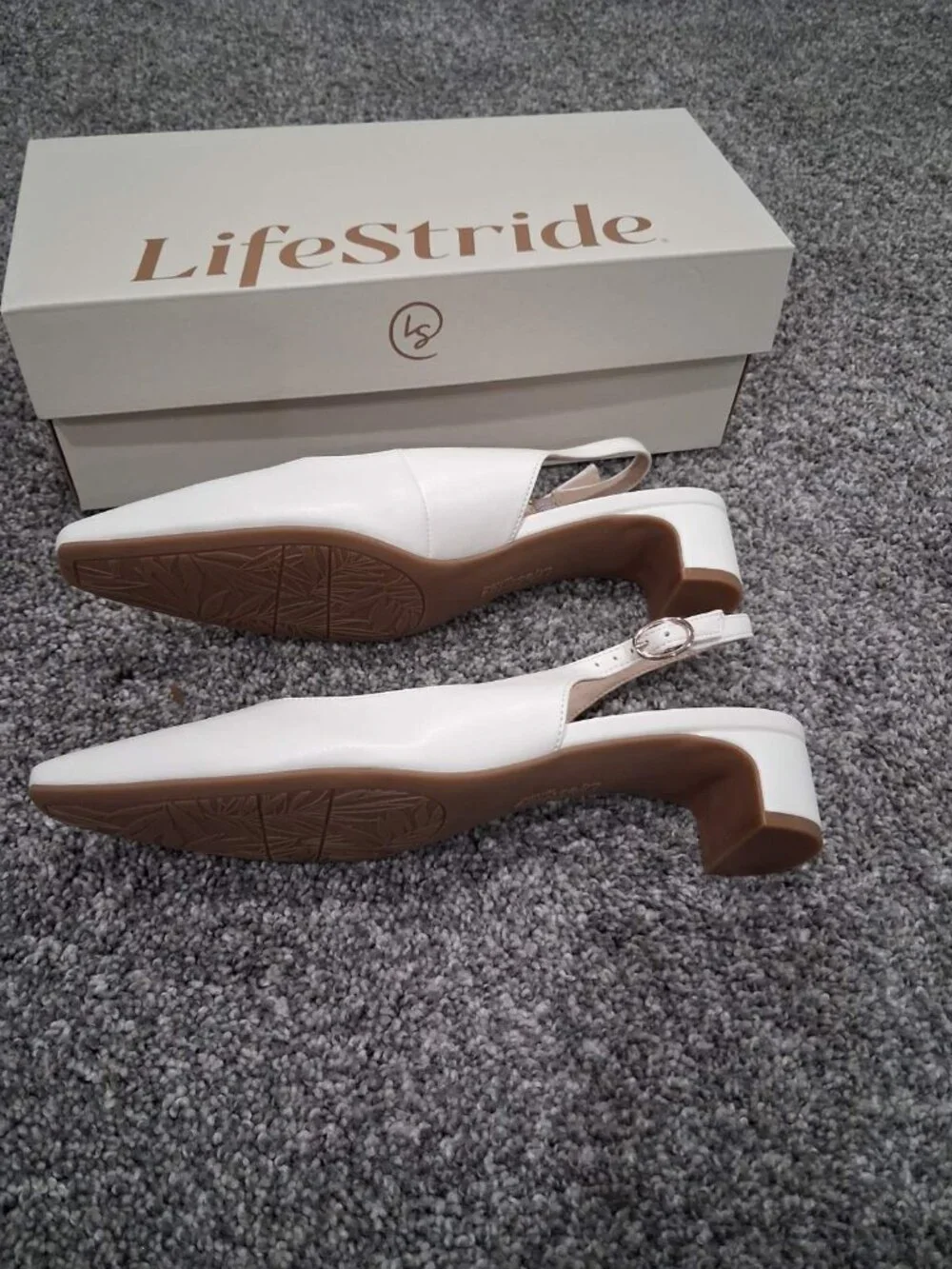 LifeStride Lorena Slingback Pumps – Bright White – Size 9 (NWB)
